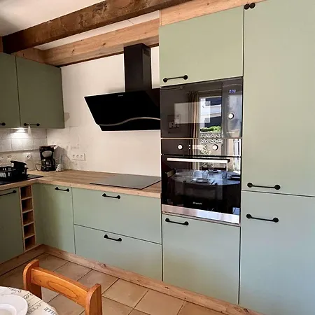 Holiday home Maison 2 Pieces Avec Mezzanine, Climatisee, Proche Plages, Terrasse Et Parking - - Fr-1-225-106
