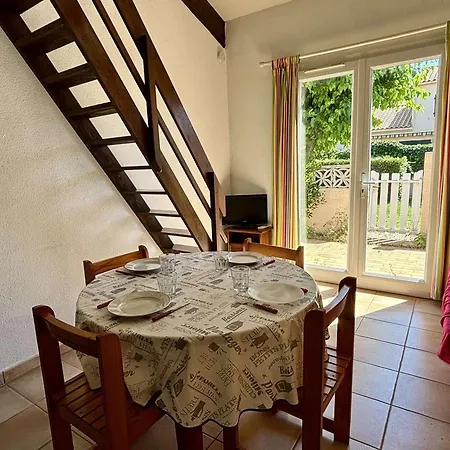 Maison 2 Pieces Avec Mezzanine, Climatisee, Proche Plages, Terrasse Et Parking - - Fr-1-225-106 * Argeles-sur-Mer